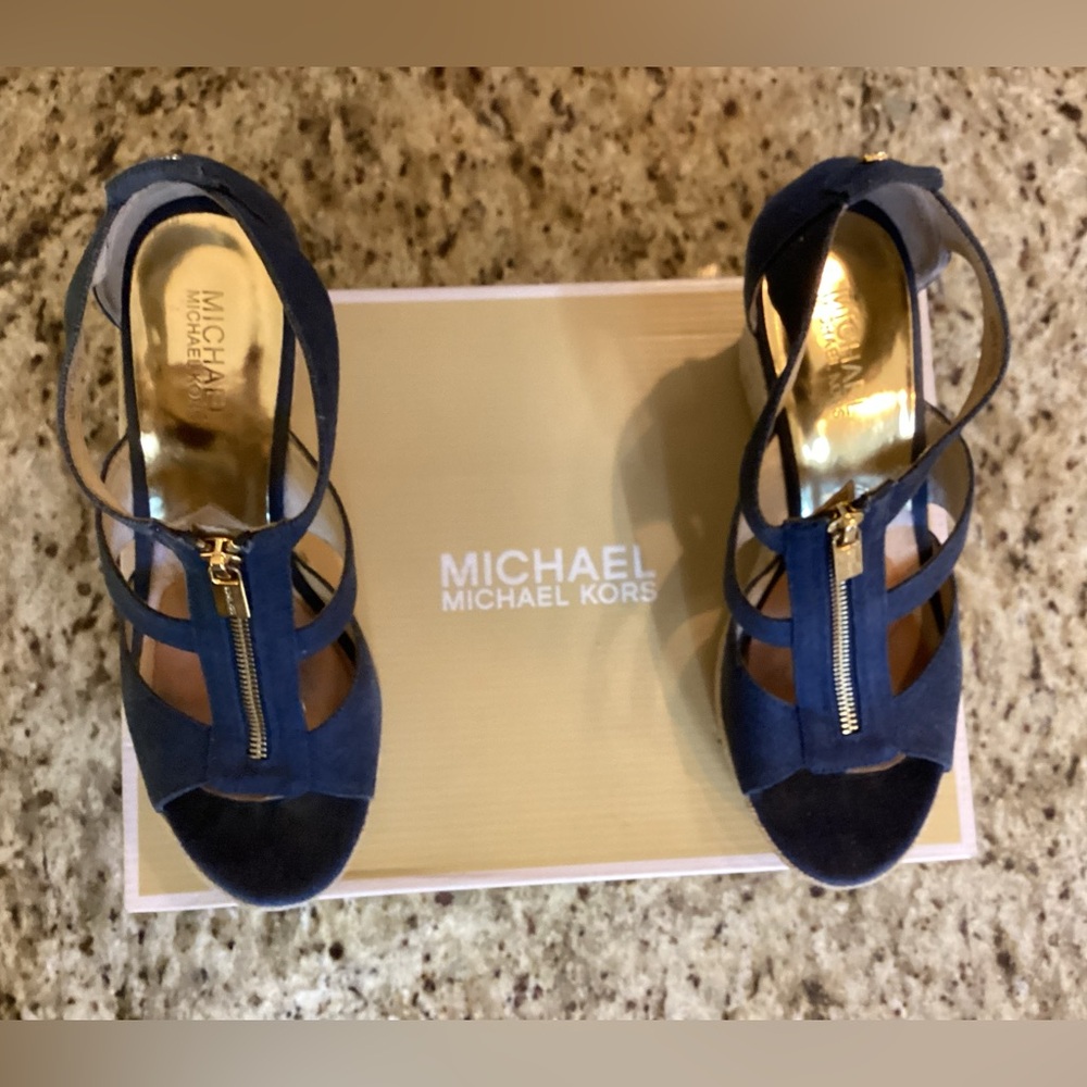 Michael Kors Damita Navy Blue wedge Sandals with Gold Zipper Accents